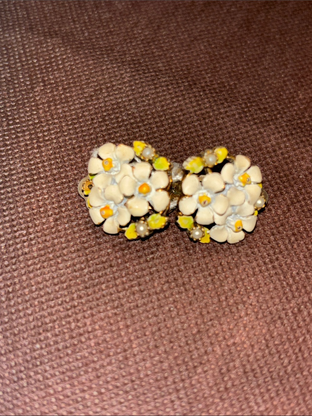 Art signed vintage enamel flower earrings
